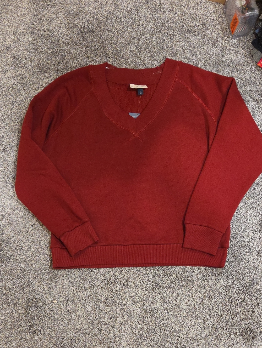 Universal Thread Red Sweatshirt Size M NWT